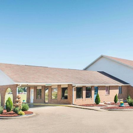 Days Inn By Wyndham Mountain Grove Екстериор снимка